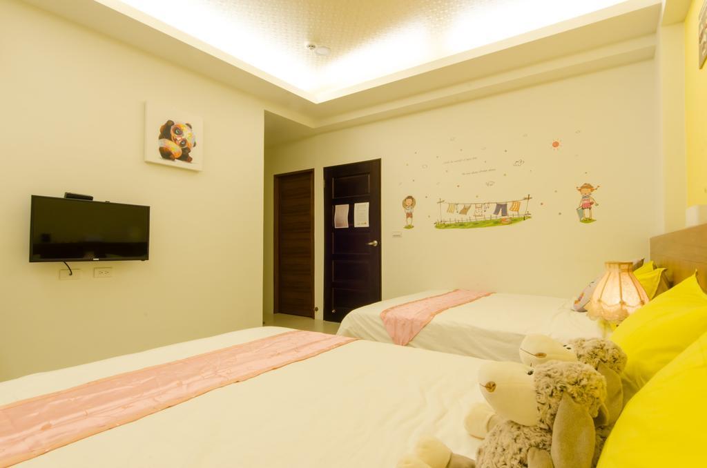 Smile Castle Apartment Luodong Luaran gambar